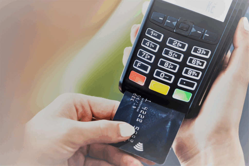 Best cashback credit cards for low spenders in Singapore