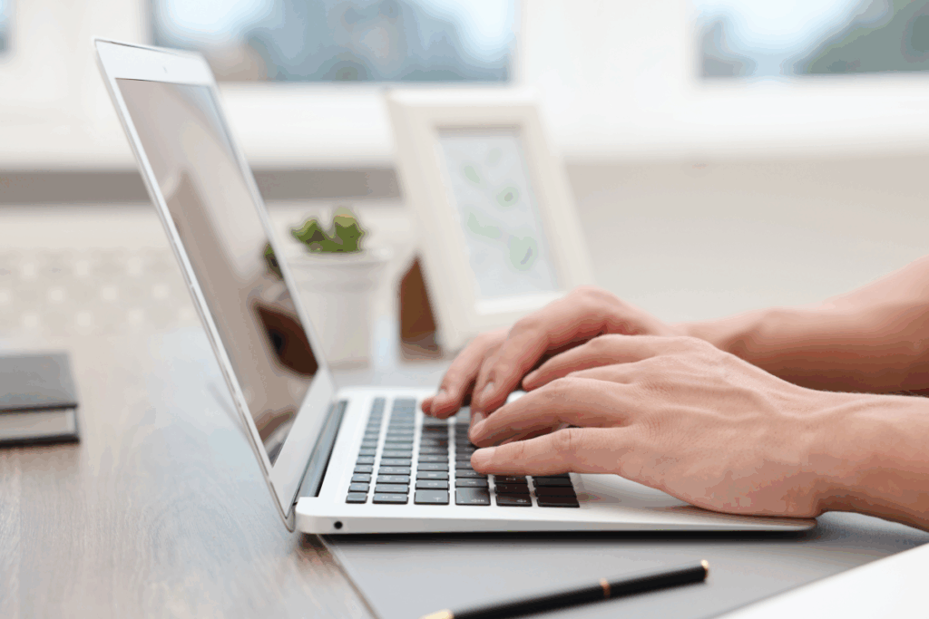 Advantages of Borrowing from Licensed Money Lenders in Singapore  for People with No Credit History